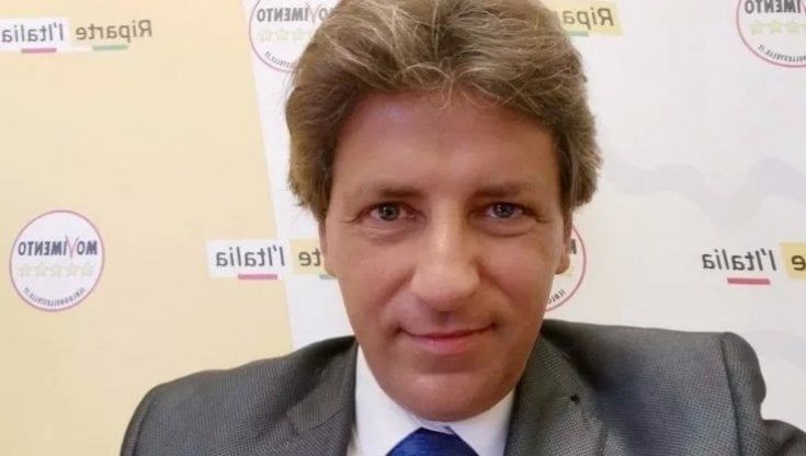 Armi all'Ucraina, Ferrara (M5S): "Per i russi sarebbe una dichiarazione di guerra, sì a sanzioni severe. Io voto per la pace"