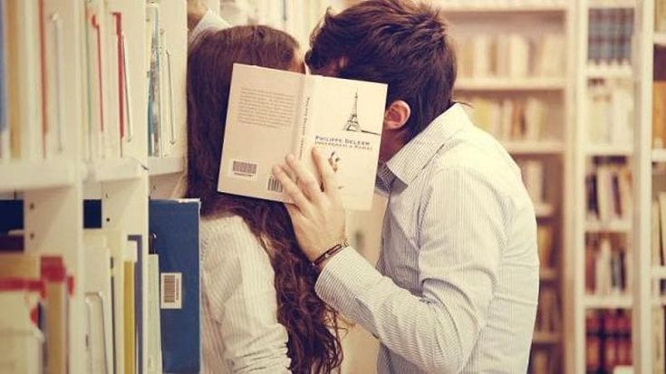 L’app di dating? Oggi l’anima gemella si sceglie a partire dai libri