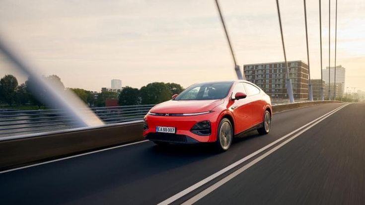 Xpeng G6, l’offensiva cinese con il Suv coupé elettrico da 570 km di autonomia