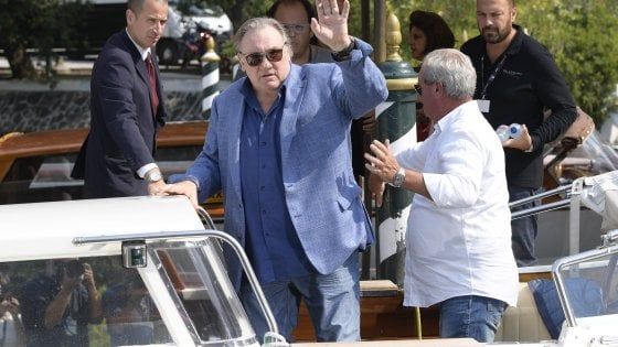 Archiviata l'accusa di violenza sessuale contro Gerard Depardieu
