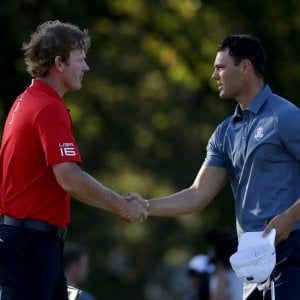 Golf, Ryder Cup: 'cappotto' Usa nei foursome, Europa sotto 4-0