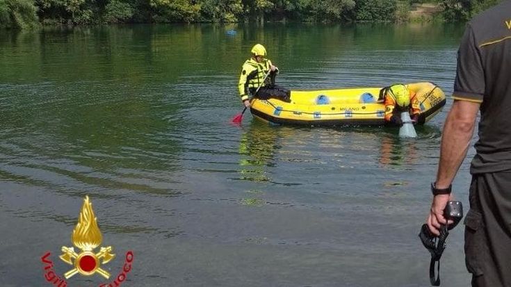 Si tuffa al laghetto del parco delle Cave e non riemerge: morta donna di 48 anni