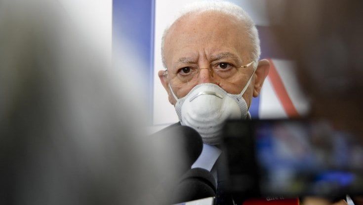 De Luca e i vigili-autisti, la Corte dei Conti: "Forse gli fanno pure la spesa"