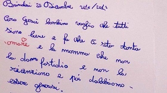 "Gesù Bambino, cerca di non far licenziare mamma": la lettera della bimba di Brindisi