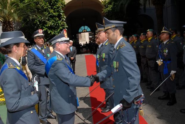 Festa della Guardia di Finanza, prima uscita pubblica di De Luca presidente