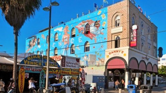 Volare a Los Angeles metropoli del futuro