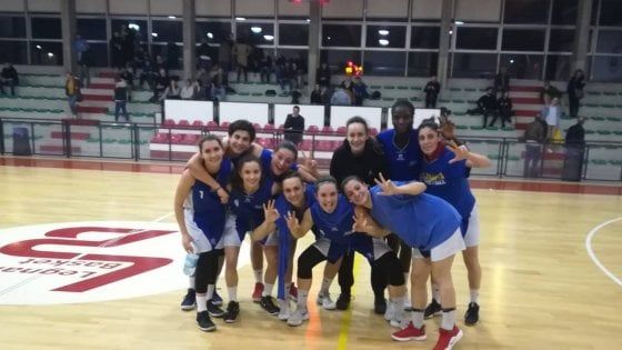 Partita di basket con insulti razzisti, nel mirino una giocatrice di colore