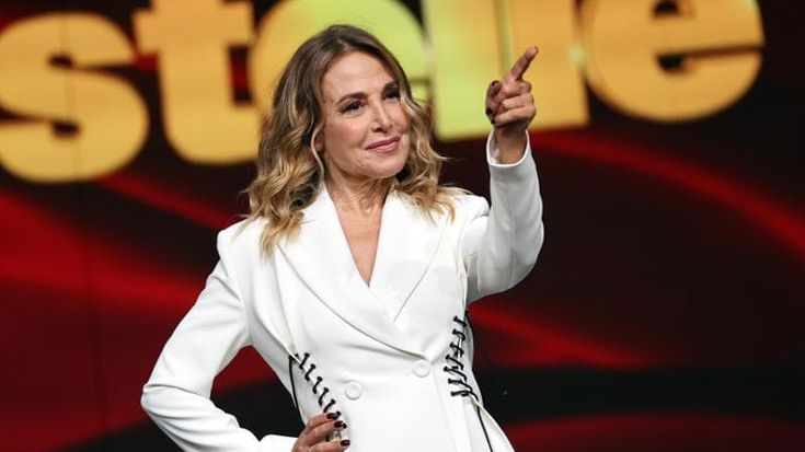 Barbara D’Urso debutta in teatro: “Nessuno può togliermi la voce”