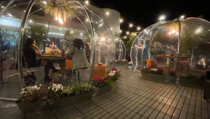 A tavola nella bolla, in Puglia il primo ristorante con la misura antiCovid