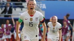 Mondiale femminile, Usa; Rapinoe non canta l'inno: ''Se vinciamo non vado alla Casa Bianca''. Trump: ''Rispetti il suo Paese''