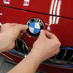 Bmw, continua la cavalcata dei record
