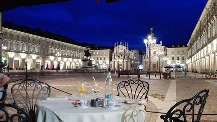 Se il Salone tiene aperte le cucine fino alle 22.30