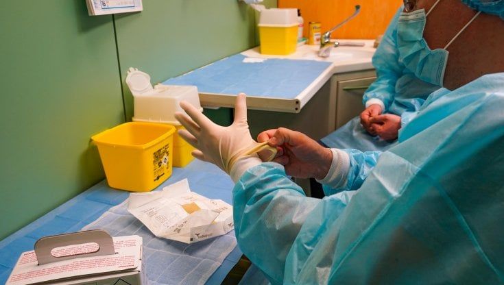 Vaccino anti-Covid nel Lazio, ecco tutto quello che c'è da sapere: date, fasce d'età, esclusi e tipi di siero