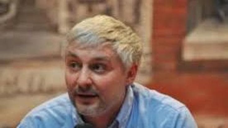 L’esperto di dipendenze da web Federico Tonioni “Proibire l’uso del cellulare significa far vivere i nostri figli fuori dalla realtà”