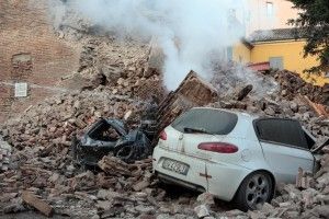 "Monumenti e opere danneggiate<br />La messa in sicurezza spetta ai proprietari"