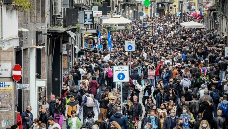  Turismo d'oro a Napoli, gli operatori: "Treni, bus e altro ecco dove migliorare"