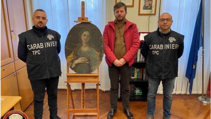 Recuperata dai carabinieri pala del XVII secolo rubata 44 anni fa a Carmignano