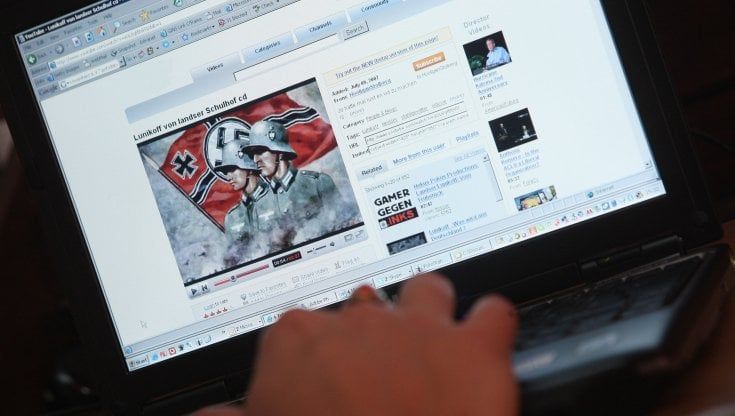 Tre inchieste per i blitz neonazisti su Zoom, procura di Torino al lavoro con il colosso web