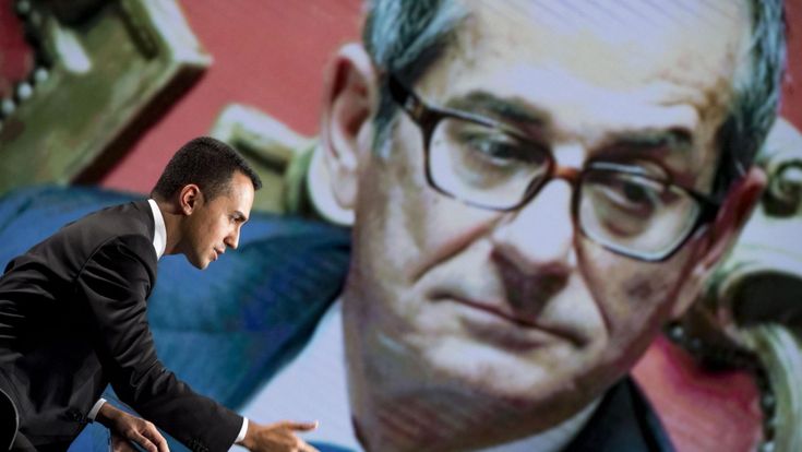 Dal reddito di cittadinanza all'Alitalia: sogni e rischi della DiMaionomics