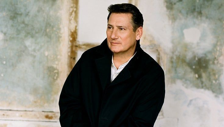 Tony Hadley: "Morirò cantando sul palco. Cos'altro dovrei fare, andare in pensione?"