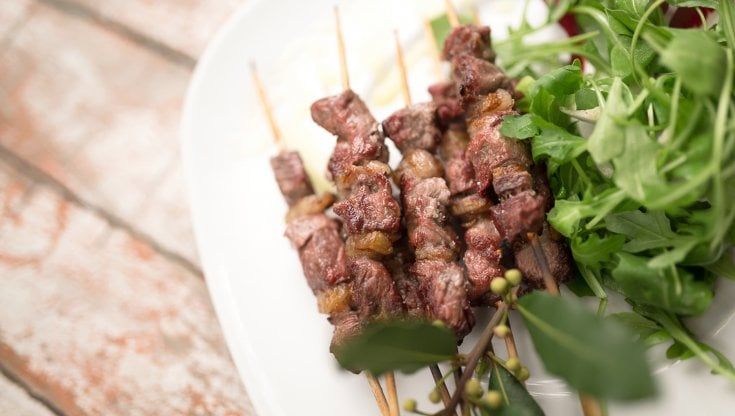 Arrosticini: epopea e anima d'Abruzzo
