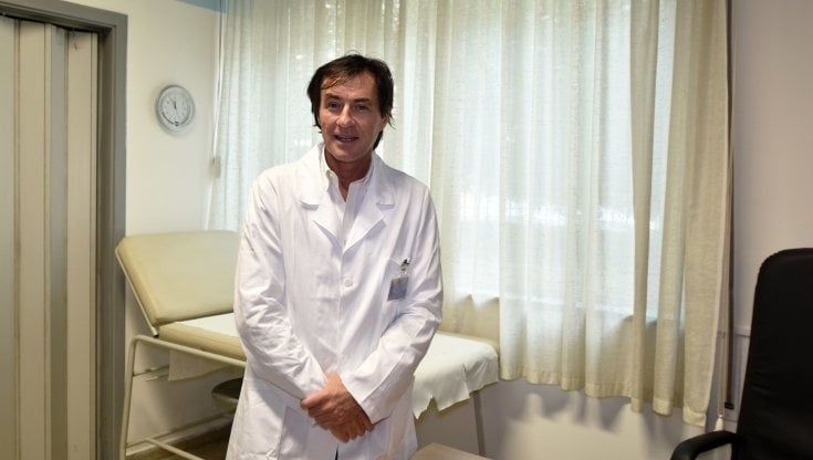 Lampedusa, botta e risposta Cascio-Martello: "Vaccini rallentati". "Falso"