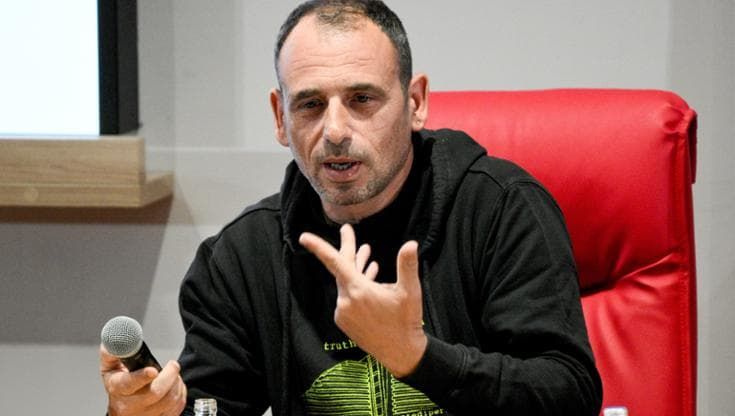 Omero Benfenati: “Lo stop dei tirocini è tradire i ragazzi di Scampia: torneranno in carcere”