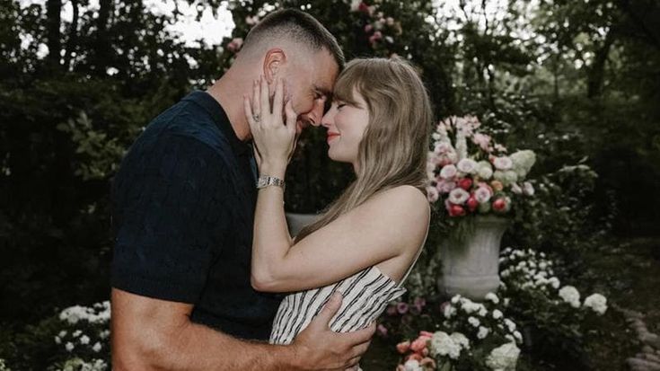 Taylor Swift il 3 luglio si sposa ma le amiche single potrebbero dare forfait: ecco perché