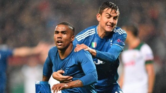 Lokomotiv Mosca-Juventus 1-2: decide Douglas Costa al 93', bianconeri agli ottavi