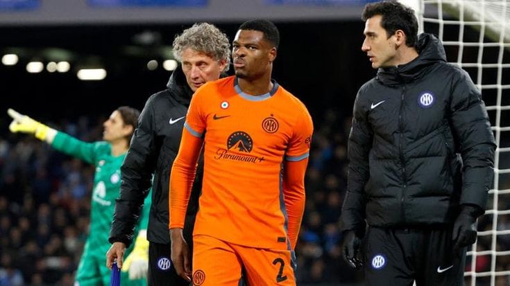 Inter, si fermano De Vrij e Dumfries: ecco quanto tempo staranno fuori