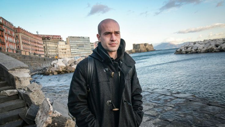 Napoli, calci alla scultura di Jago. Lui: "Voglio incontrare quei ragazzi, spiegherò loro cos'è quel bimbo"