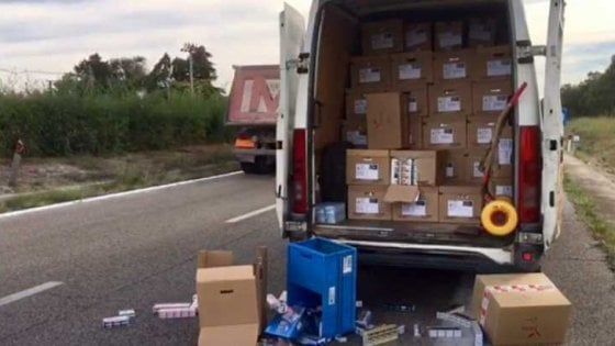 Foggia, assalto al furgone che trasporta tabacchi: rapinatori portano via pochi scatoloni