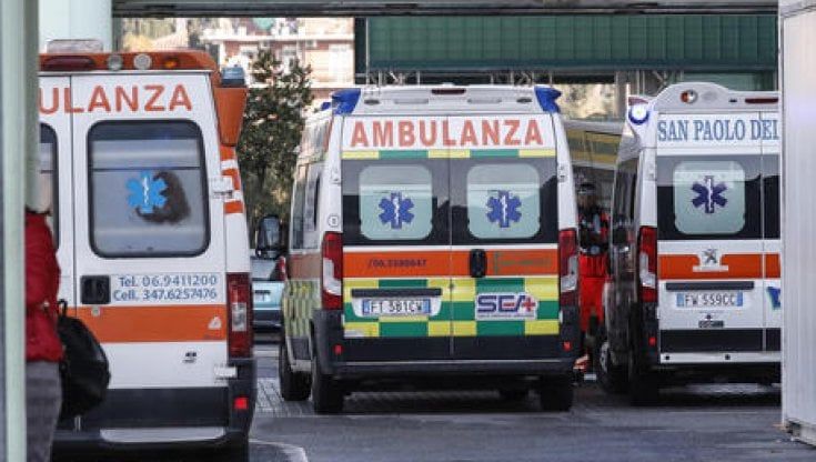Napoli, taglio degli stipendi del 118: l'Asl chiede 98 mila euro a un medico