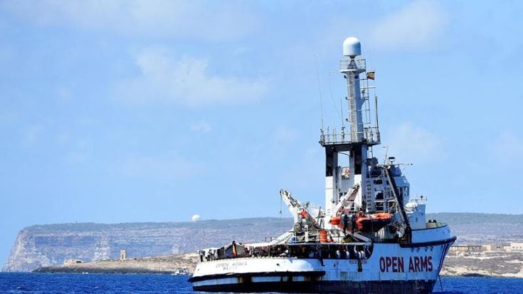 Migranti, più di 90 minori non accompagnati sulla Open Arms che arriva a Carrara
