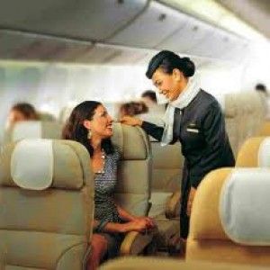 Etihad, test blindati a Bari per scegliere hostess e steward