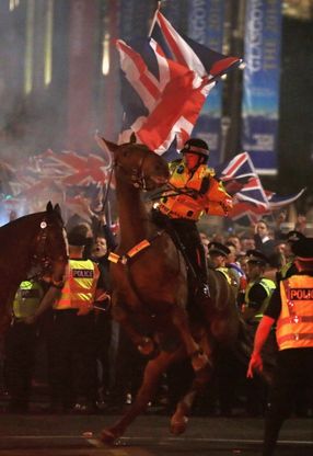 Scozia, scontri a Glasgow tra unionisti e indipendentisti