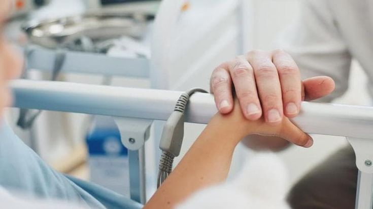Interventi per salvare due bambine con tumore, lavoro di squadra al Policlinico: “Ora stanno bene”