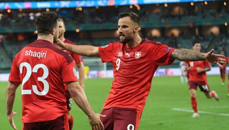 Europei, Svizzera-Turchia 3-1: Seferovic e Shaqiri lanciano gli elvetici verso il rispescaggio