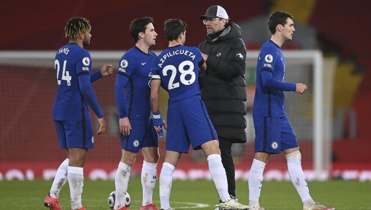 Premier League, Liverpool ancora ko: il Chelsea espugna Anfield. Vincono Everton e Tottenham