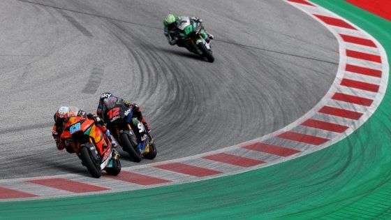 Moto2 Gp di Stiria: gioia Bezzecchi per la vittoria: "Ho pianto come un bambino"