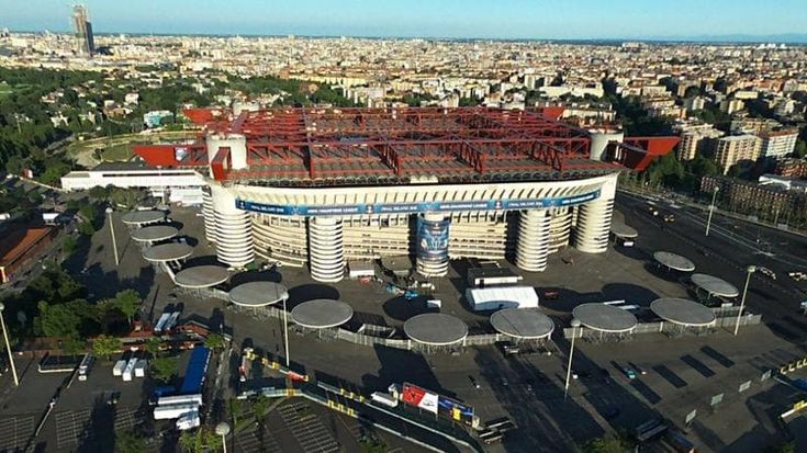 Inter e Milan scrivono al sindaco Sala: “Valutiamo l’acquisto dello stadio San Siro”. Il nuovo capitolo nella vicenda Meazza