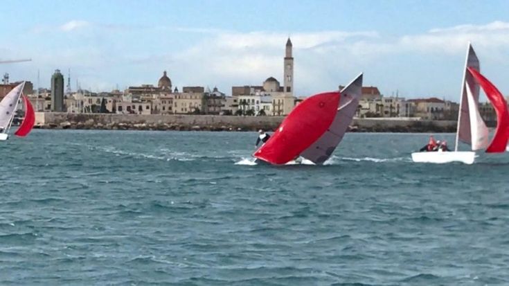 Vela, a Bari la regata delle 'vecchie glorie' del Circolo: "L'inizio di una nuova tradizione"