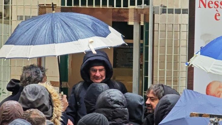 Neonato morto di freddo, sopralluogo in chiesa per verificare il funzionamento della culla termica