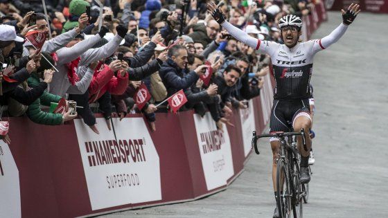 Ciclismo, Strade Bianche: tris di Cancellara