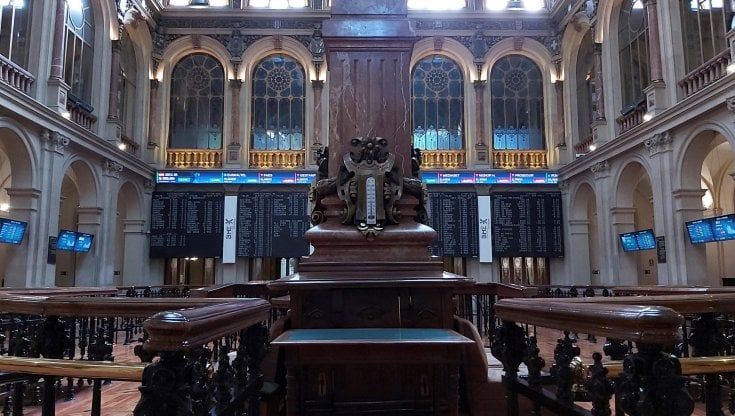 Le Borse di oggi, 18 maggio. I mercati ottimisti sulle riaperture ma i listini Ue rallentano