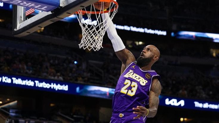 LeBron James, ancora un record: è il giocatore con più partite giocate nella regular season Nba
