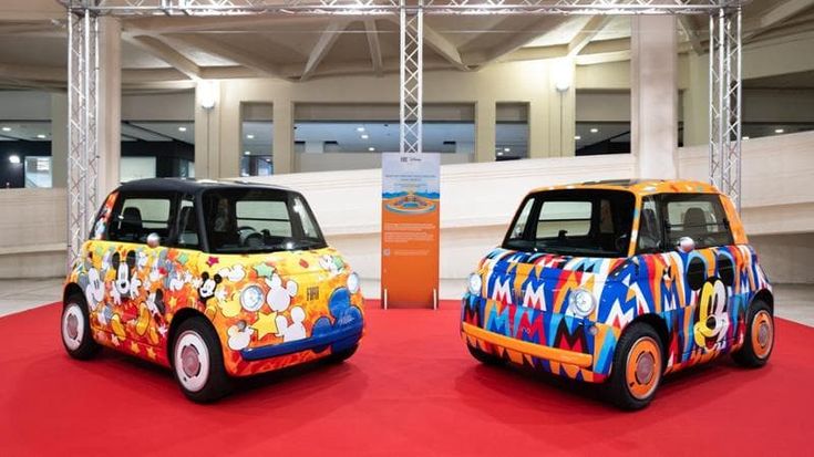 Le Fiat Topolino dedicate a Mickey Mouse in mostra al Lingotto