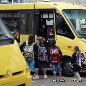 Il governo salva gli scuolabus: nei piccoli Comuni le famiglie non dovranno pagarlo