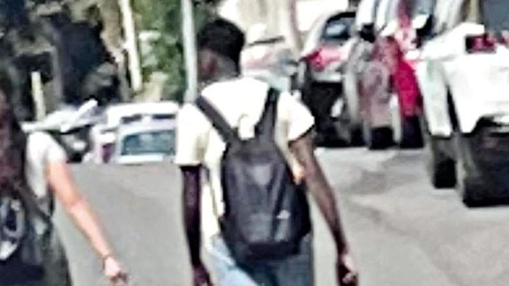 Dal Congo alla casa famiglia a Roma, chi è lo studente-eroe che ha salvato la prof Marsilio