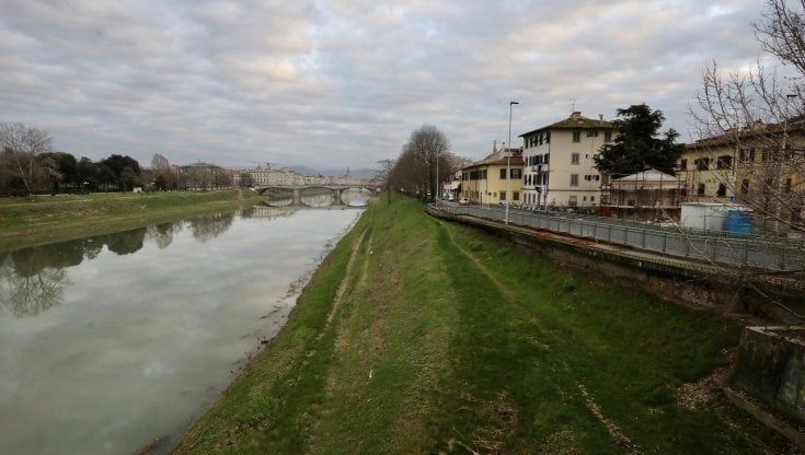 Firenze recupera il porto fluviale in Arno come lezione dal passato: lì approdava il carbone per l'energia della città 